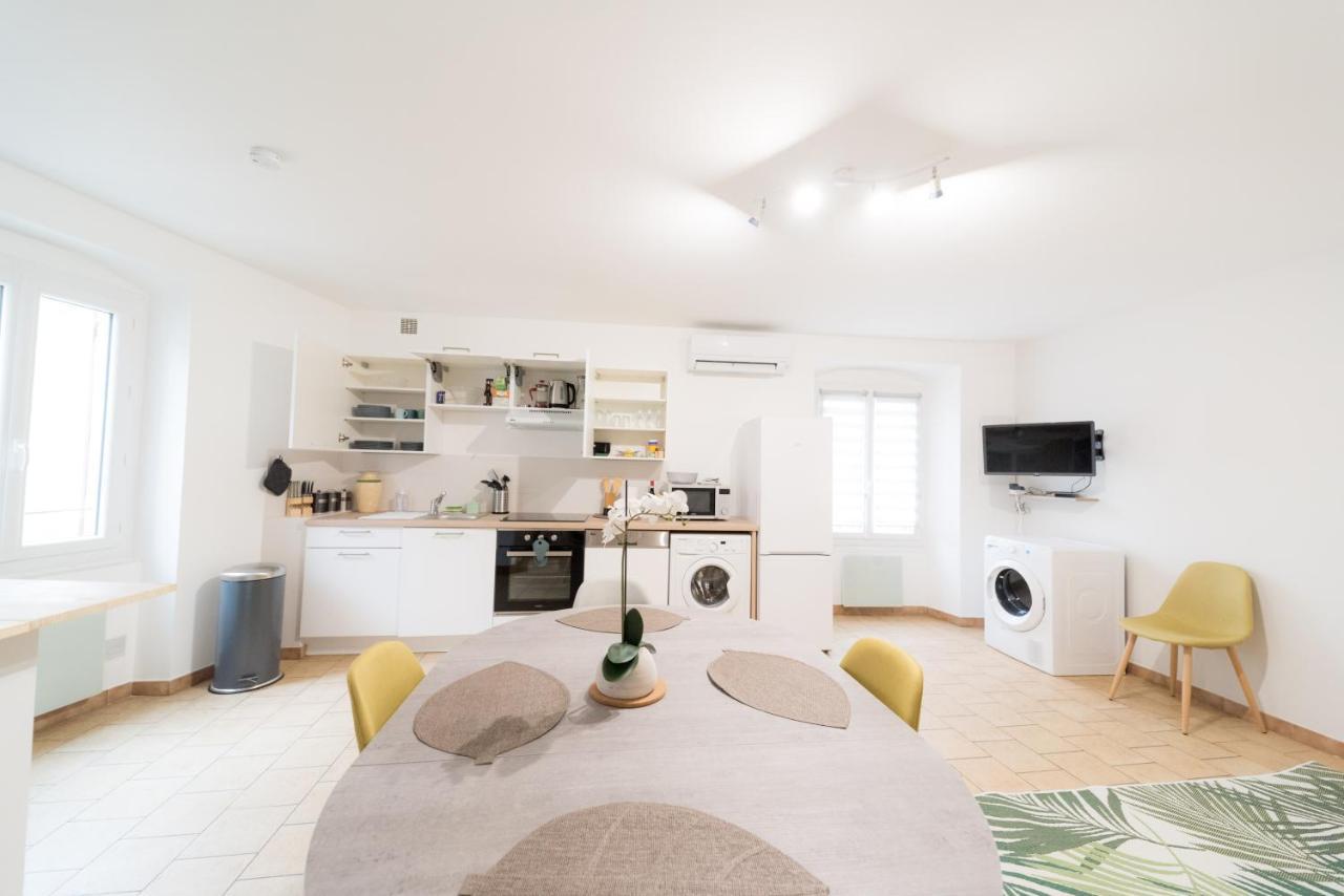 Ferienwohnung Ravissant Triplex Et Duplex Au Centre De Pont St Esprit Exterior foto